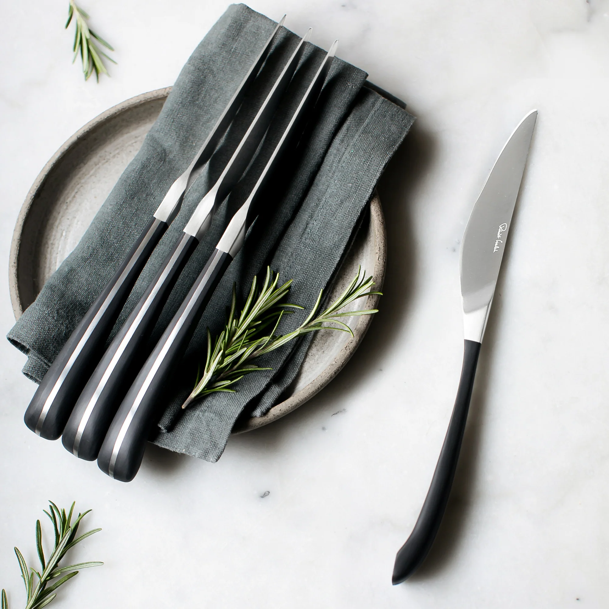 Contour Noir Satin Steak Knife, Set of 4 (Plain Edged) - Image 2