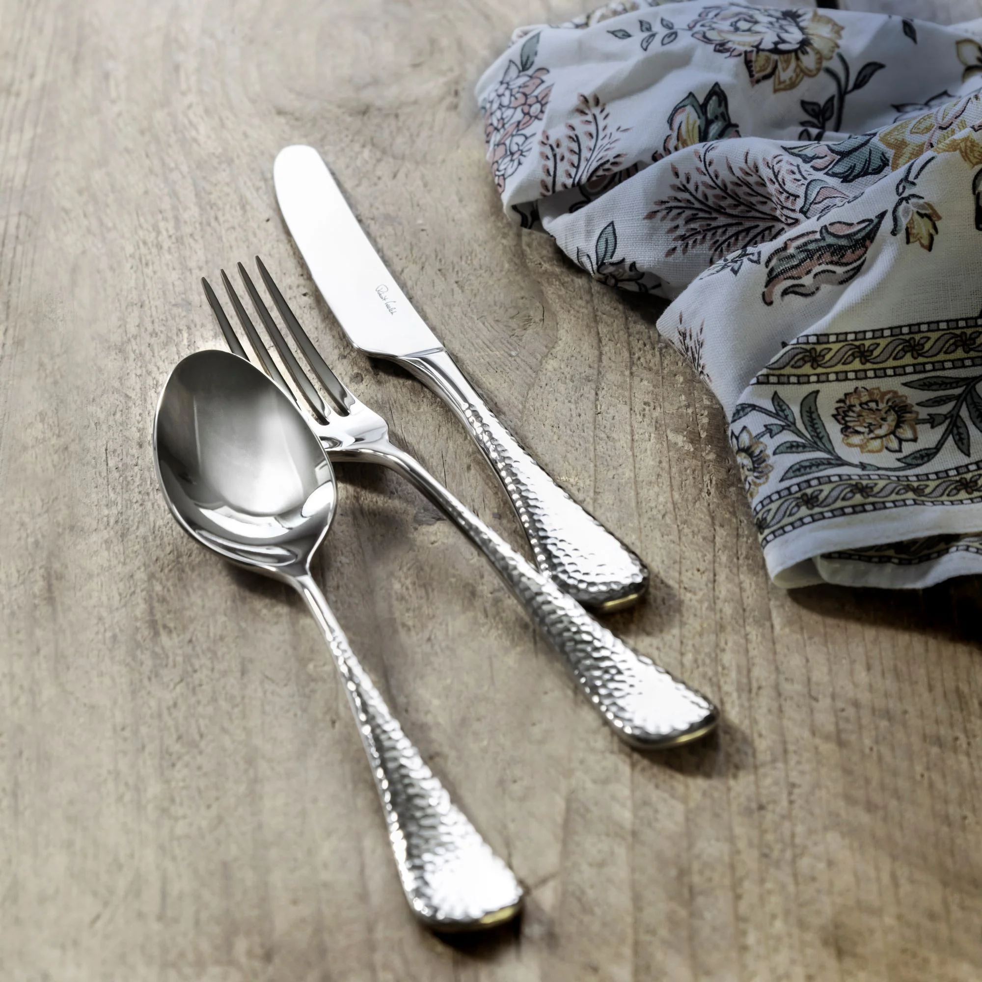 Honeybourne Bright Serving Set, 3 Piece - Image 4