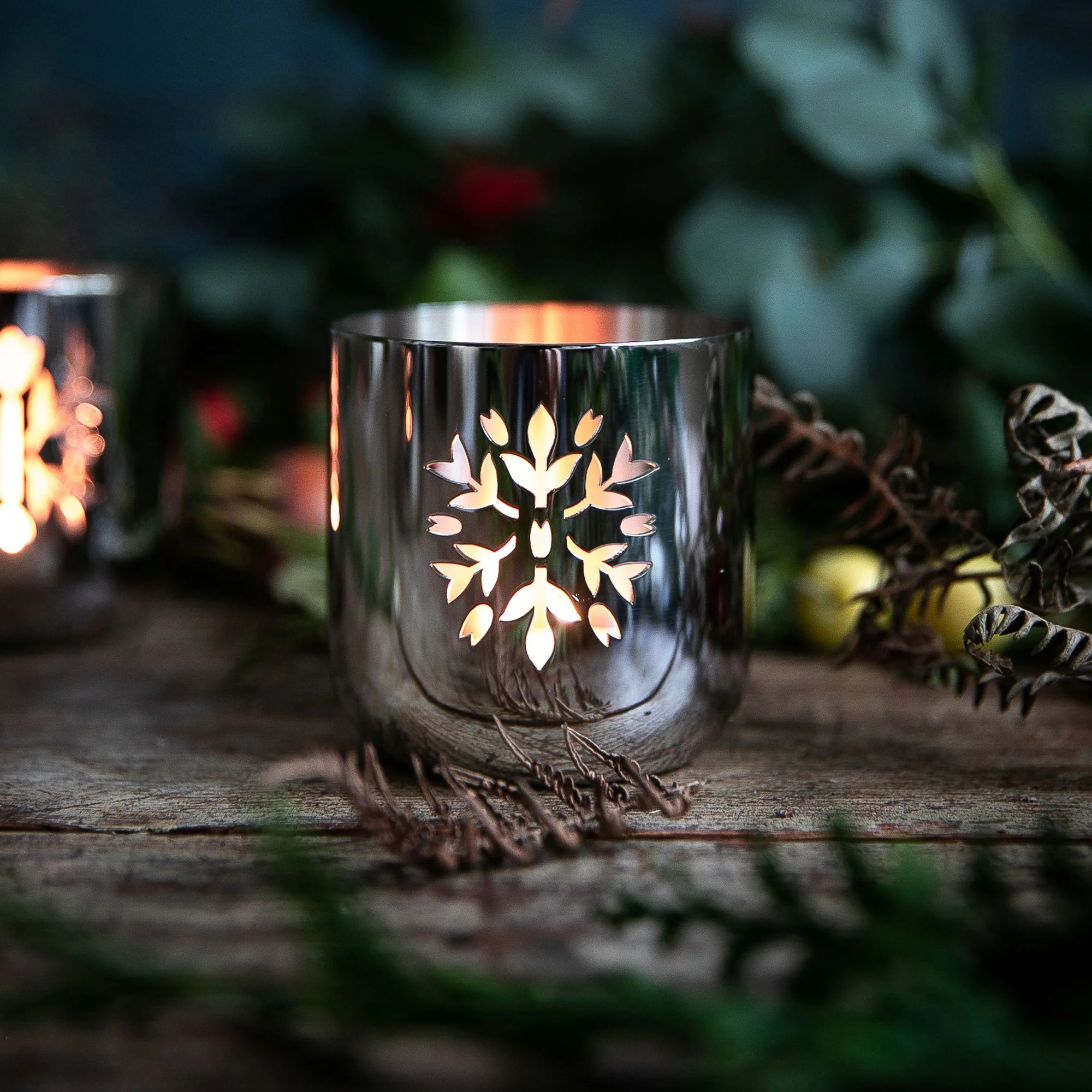 Meadow Garland Tealight Holder - Image 2