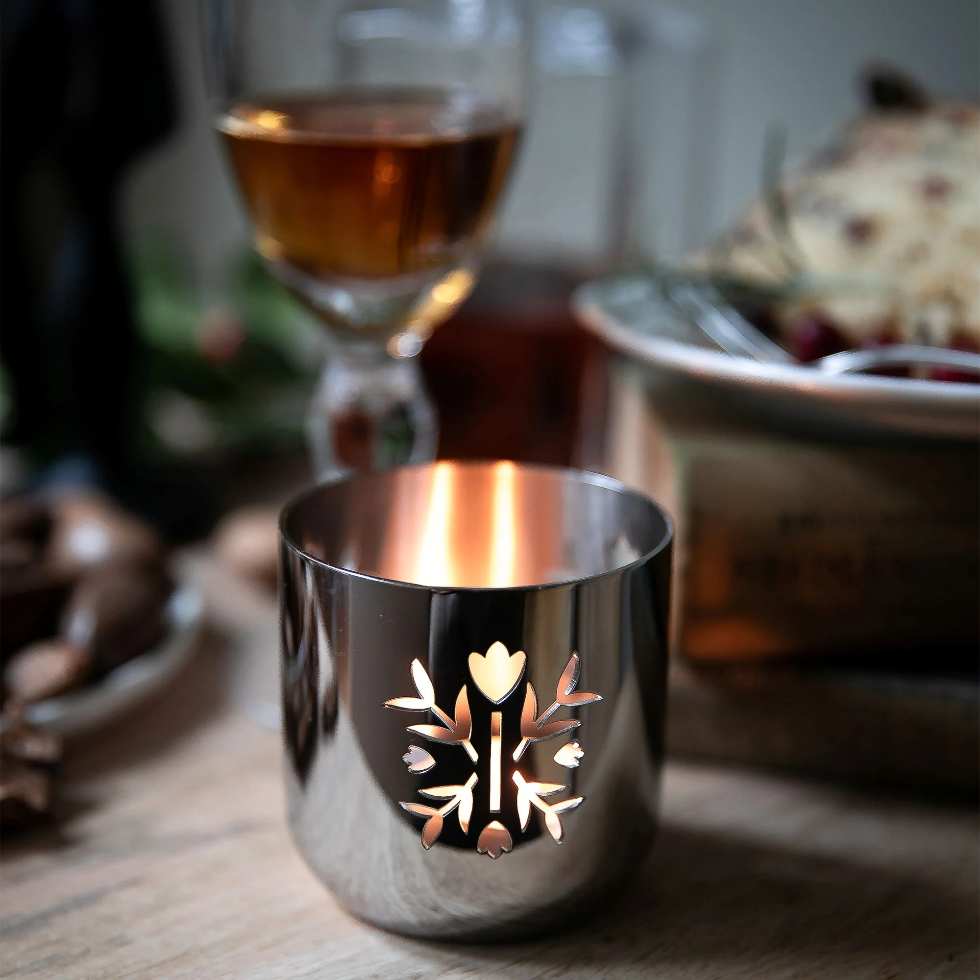 Meadow Garland Tealight Holder - Image 3