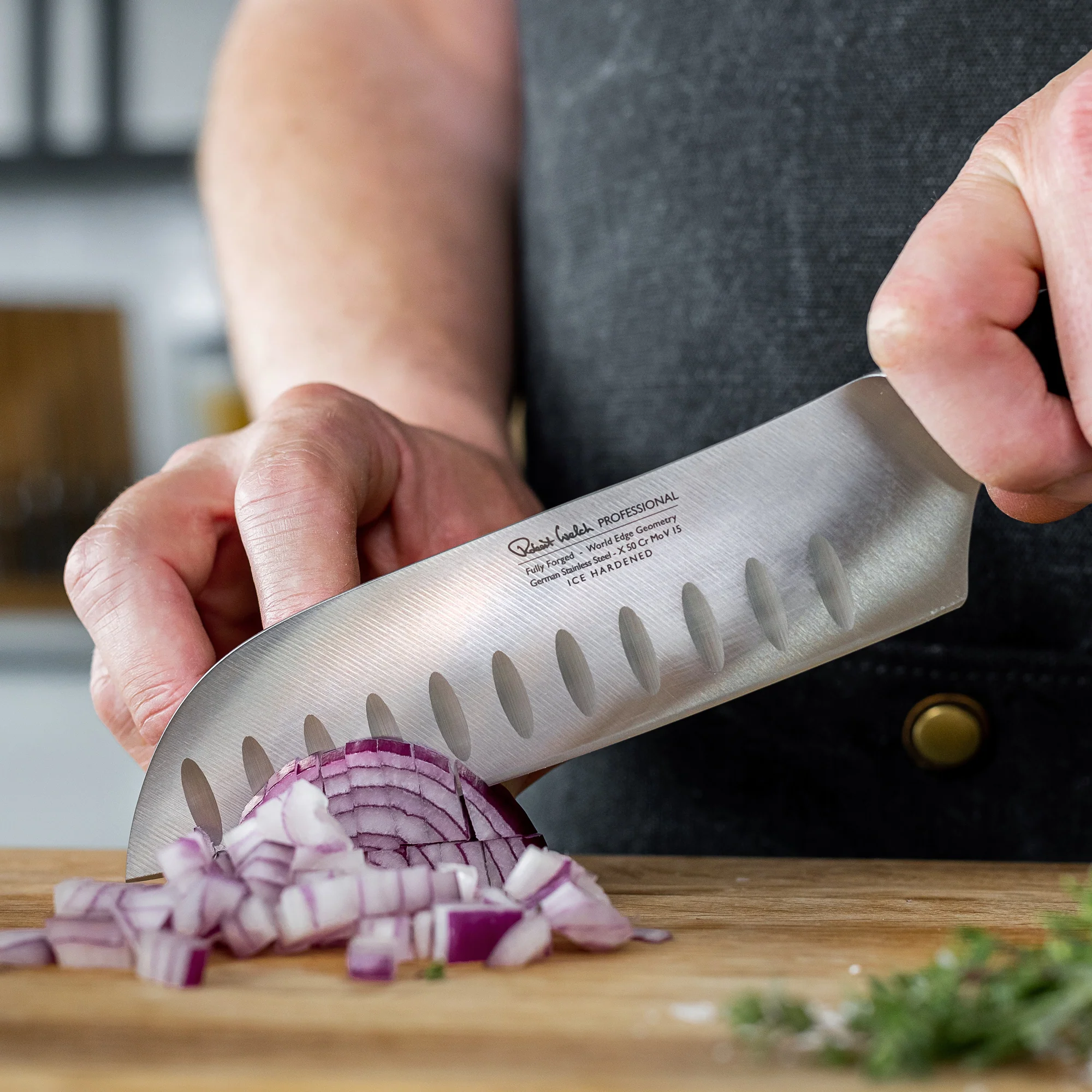 Professional Santoku Knife 17cm - Image 4